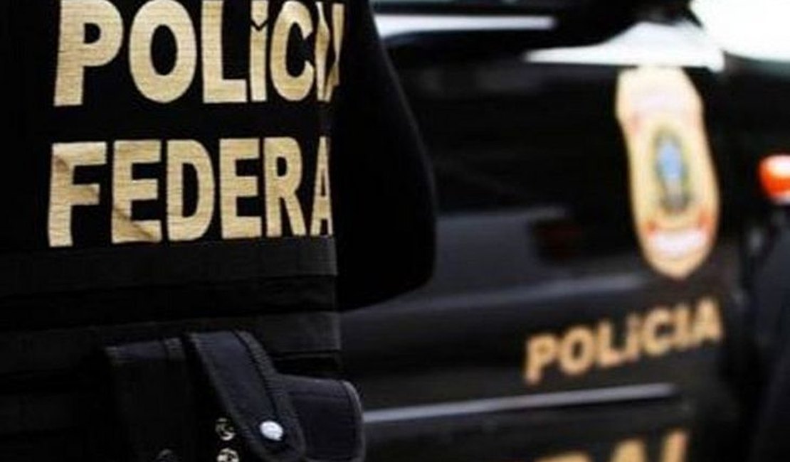 Polícia Federal apreende 826 quilos de maconha em 41 fardos, no Paraná