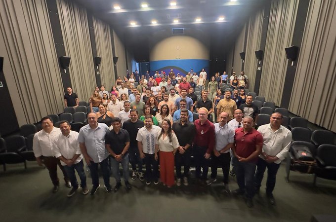Ministro da Pesca anuncia investimentos para Alagoas durante agenda em Penedo