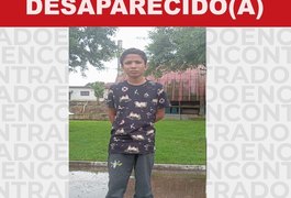 Familiares buscam informações de adolescente desaparecido há mais de 15 dias