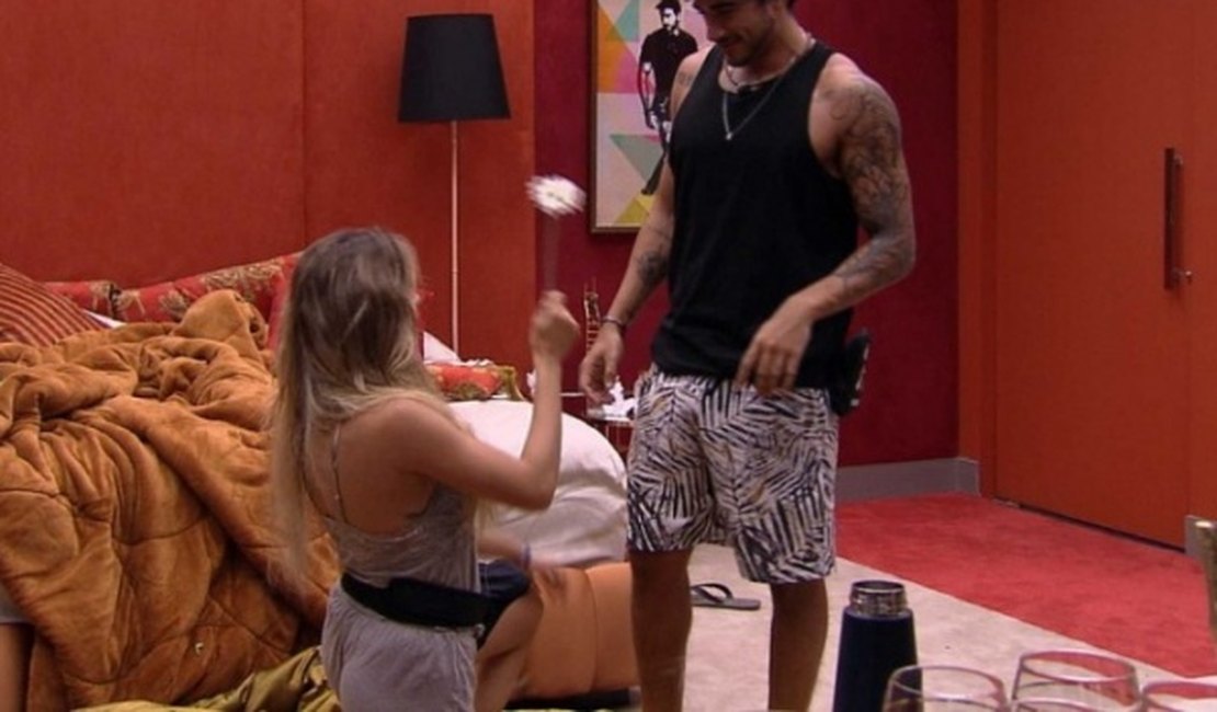 Gabi para Guilherme no BBB 20: 'Você quer namorar comigo?'