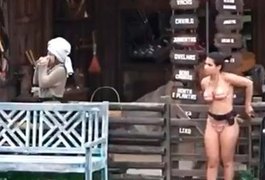 A Fazenda: Helicóptero faz voo baixo com suposta mensagem e dá susto em Raissa e MC Mirella