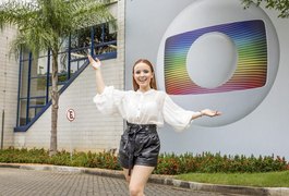 Coronavírus: gravações de novela com Larissa Manoela são adiadas para 2021