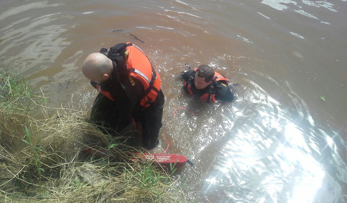 Pescador localiza corpo de adolescente desaparecido no Rio Mundaú, em União dos Palmares