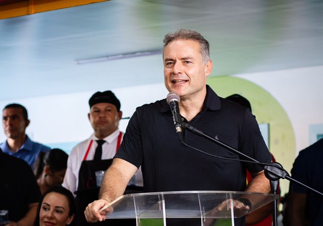 “Quem é neutro é shampoo”, diz Renan Filho ao reafirmar apoio a Lula, em Arapiraca