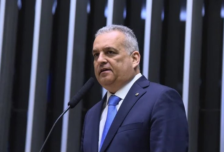 Combate ao feminicídio: Alfredo Gaspar apresenta projeto de Lei para endurecer penas e fortalecer proteção às mulheres