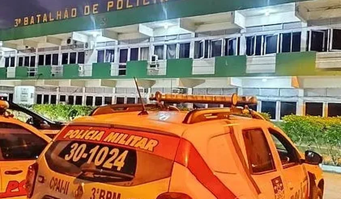 Dois motociclistas são flagrados dirigindo sem habilitação e de forma perigosa, em Taquarana e Lagoa da Canoa