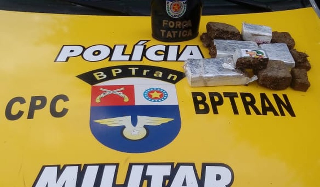 Jovem de 17 anos é apreendida suspeita de tráfico de drogas em Maceió