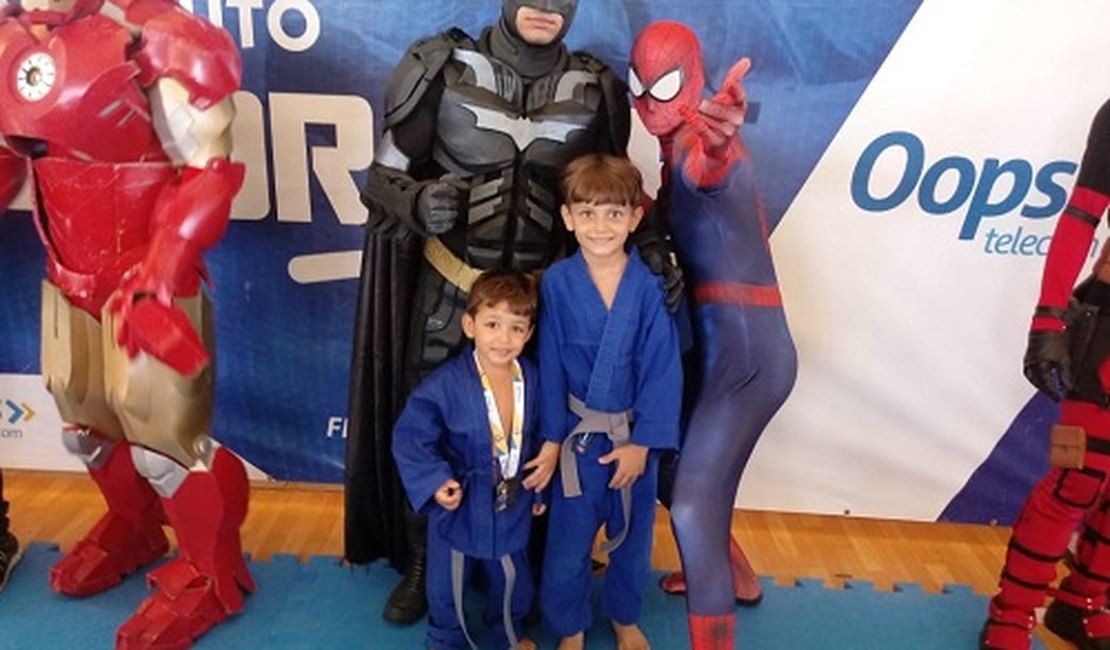 Alunos de escolas particulares participam de 2º Festival Andrade Kids de Judô