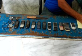 Revista em carceragem de Regional apreende celulares e faca