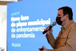 Prefeito do Rio de Janeiro anuncia cidade sem máscaras em novembro e reabertura de estádio e boate