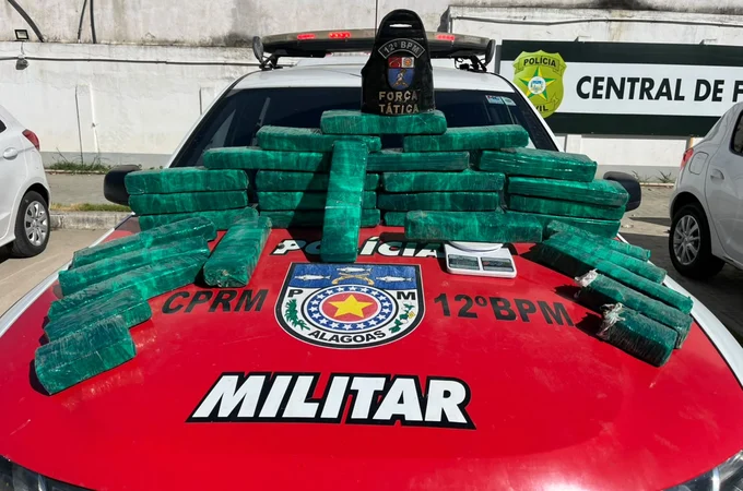 Mais de 35 kg de maconha são apreendidos pela Força Tática do 12 Bpm no São Jorge, em Maceió