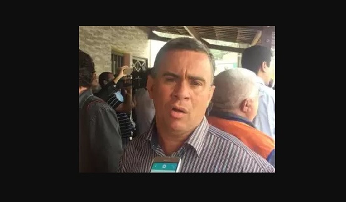 Prefeito diz que Jacuípe não está recebendo ajuda suficiente após chuvas