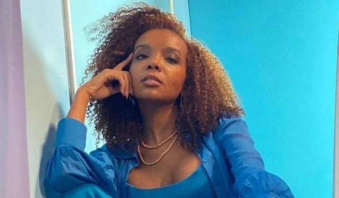 Ex-BBB, Thelminha rebate unfollow de Leifert: 'Segue ex-BBB racista'