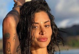 Aline Campos rebate críticas após procurar manicure com Covid