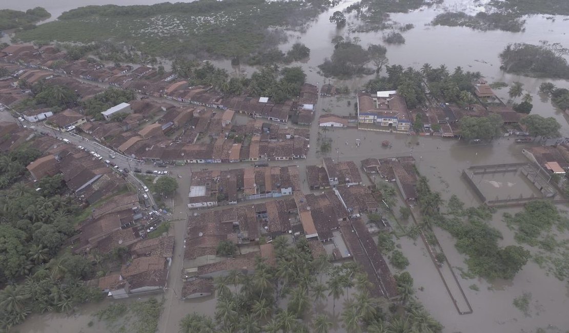 Chuva deve ficar mais forte em Alagoas nos próximos dias, diz meteorologista