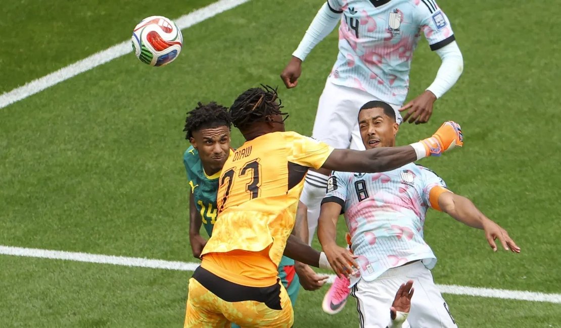 Bélgica vira sobre Senegal no fim da prorrogação e vai às oitavas da Copa