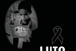 Após ser preso por matar criança atropelada e fugir, vereador paga fiança e é liberado, em AL