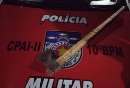 Homem utiliza machado para ameaçar a ex-mulher grávida, em Cacimbinhas