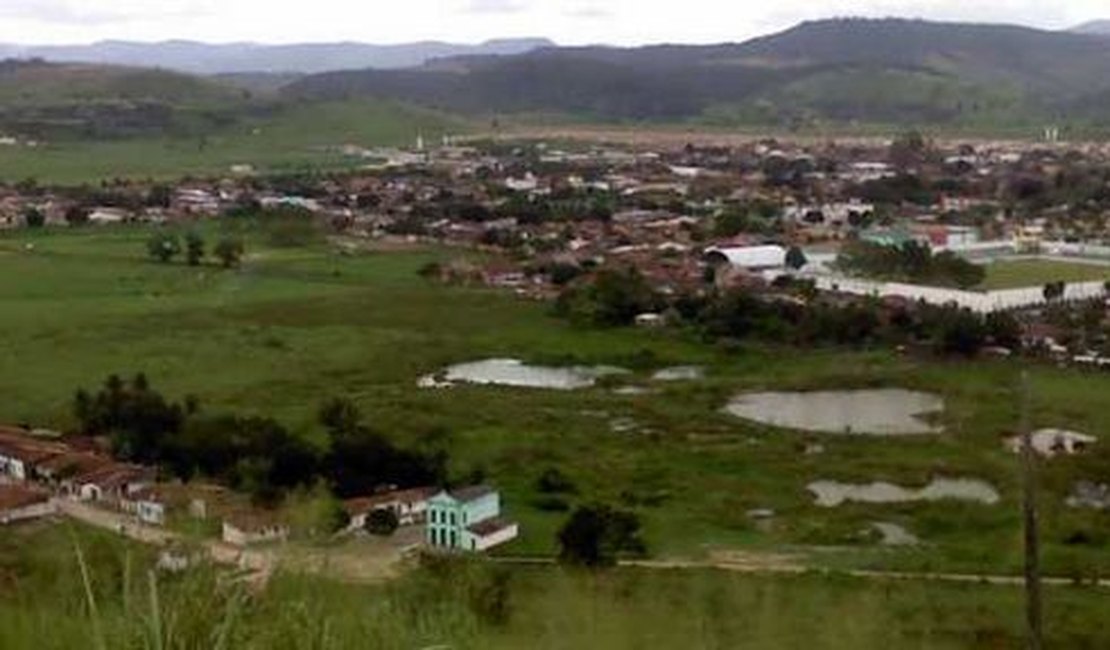 Polícia encontra corpo em cova rasa no interior de Alagoas