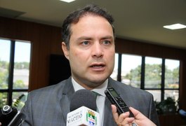 Governador de Alagoas nega ter recebido dinheiro ilícito