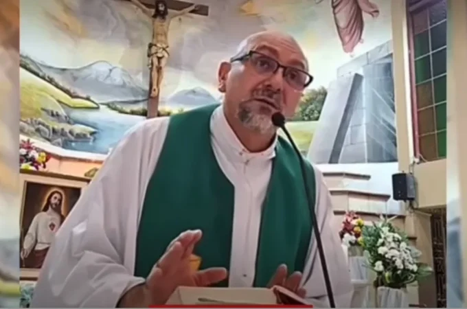 Padre refletiu antes de cruz cair sobre ele no Equador: 'Todos morreremos'