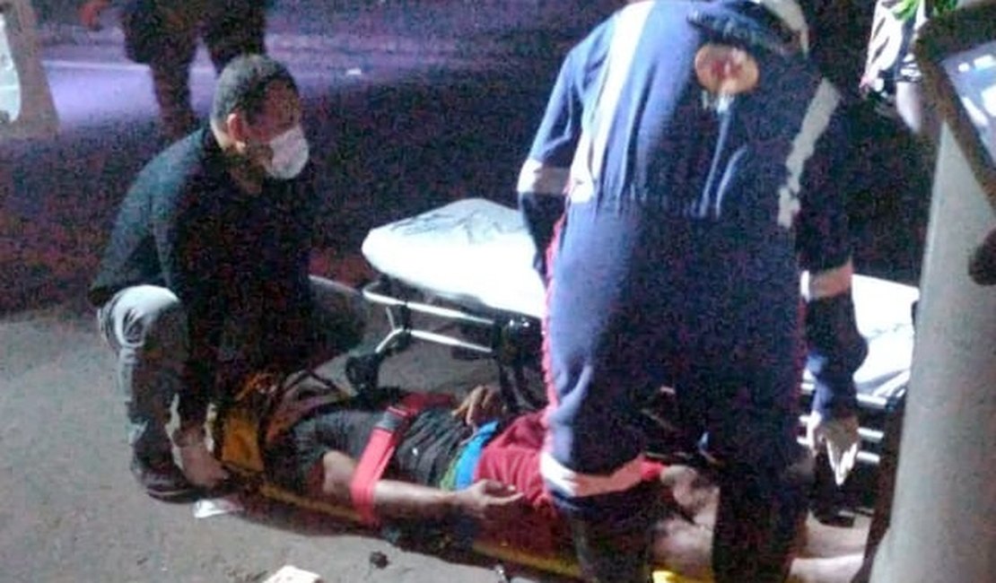 Colisão entre moto e ônibus escolar deixa um morto e feridos, no Agreste