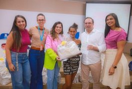 Prefeito Luciano Barbosa já entregou 500 kits de enxoval a mães e gestantes