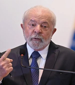 Lula defende taxação de fundos exclusivos e diz que 'pobre paga mais imposto de renda que dono de banco'