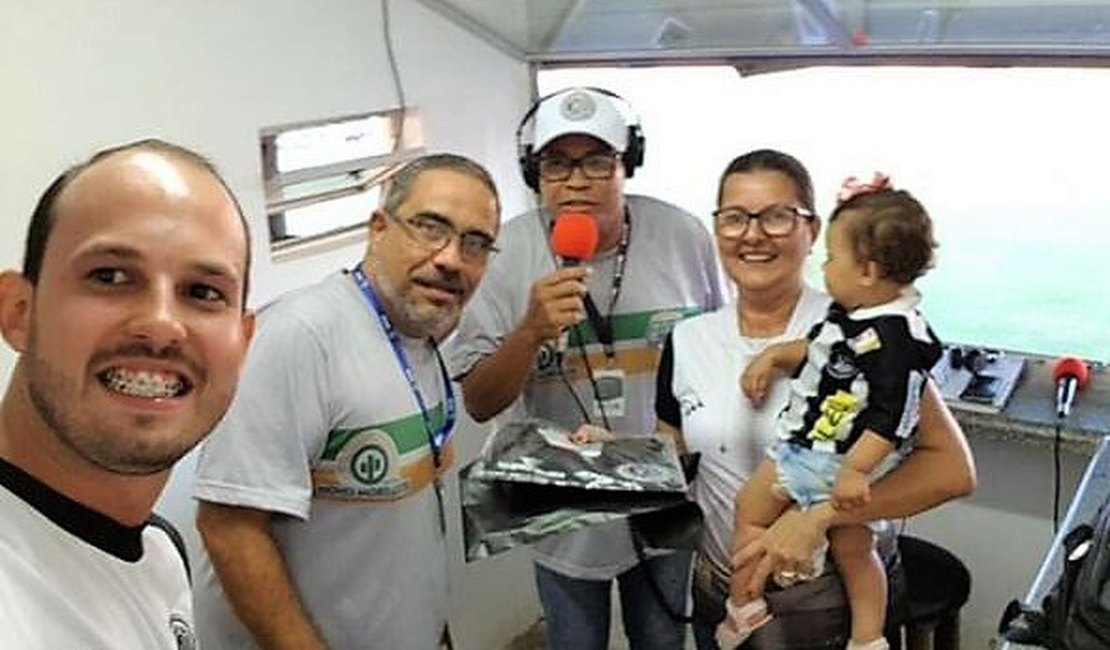 ASA celebra ida de mães alvinegras ao estádio com brindes para elas