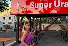 Andressa Urach encerra atividades do seu supermercado e anuncia liquidação de estoque