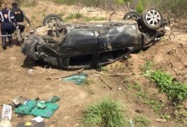 Motorista capota veículo ao tentar desviar de pedestre na AL-220