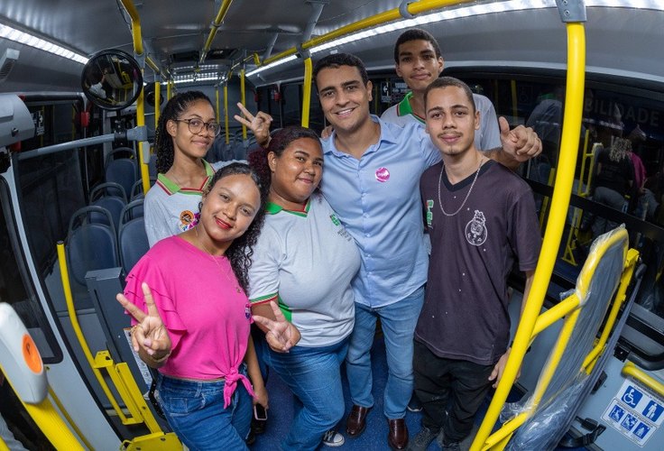 'O transporte público de Maceió está melhorando para todo mundo', afirma JHC