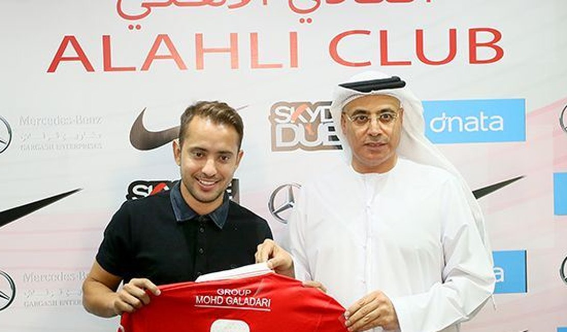 Palmeiras está de olho no meia Éverton Ribeiro