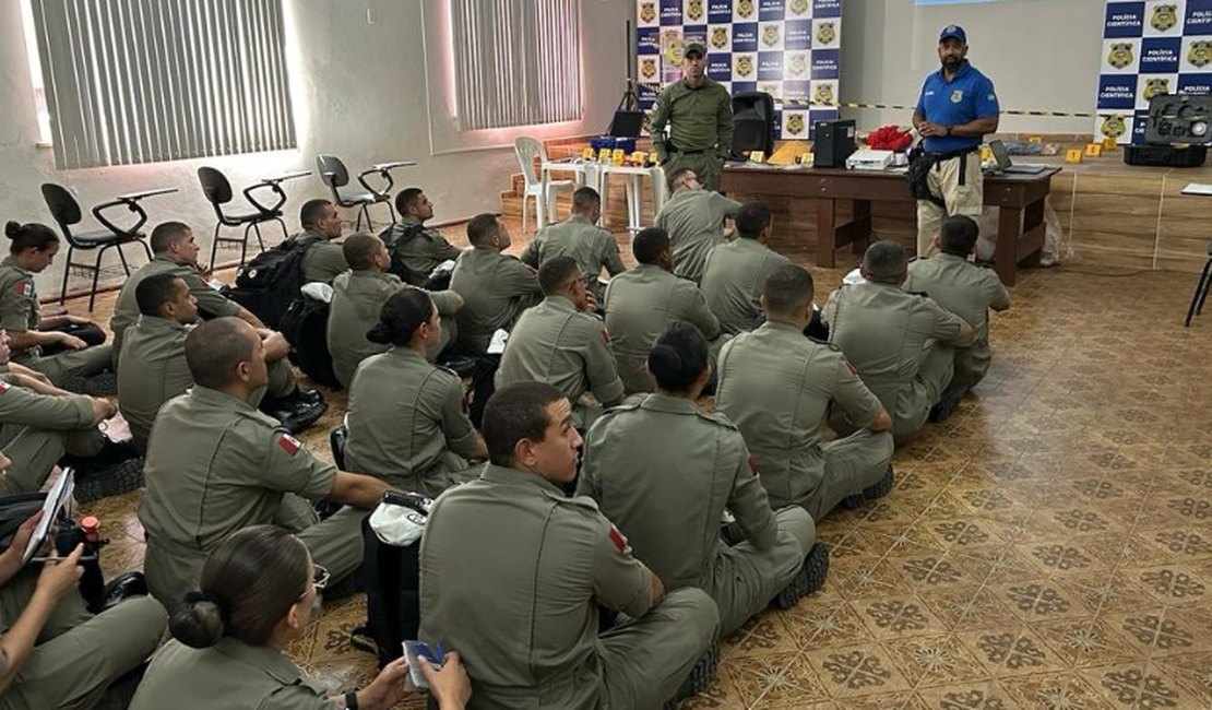 Polícia Científica realiza instrução para alunos do CFAP da PM