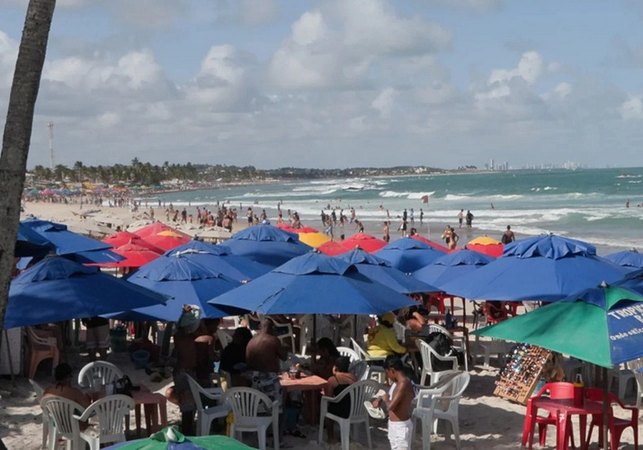 Tiroteio leva pânico a banhistas em Porto de Galinhas; polícia confirma três prisões