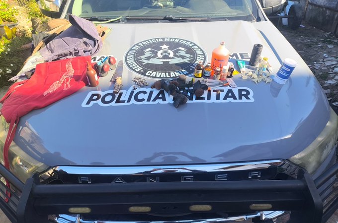 PM acaba com rinha de galo no Village Campestre, em Maceió, após denúncia