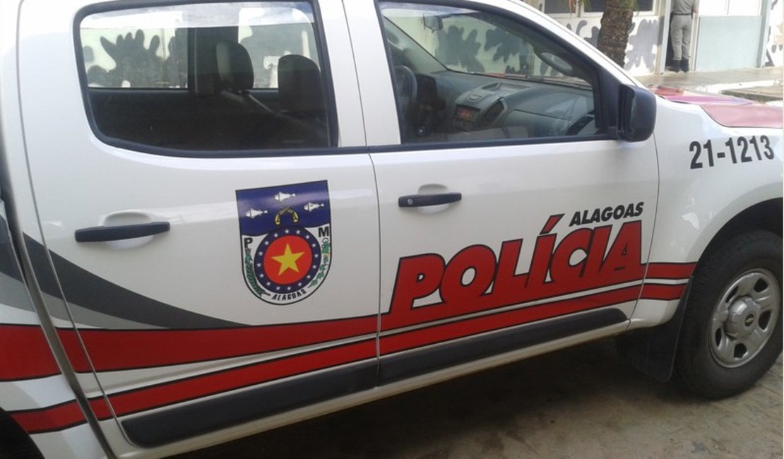 Mãe é agredida na presença dos três filhos, no Cacimbas, em Arapiraca