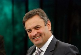 Aécio pode desistir de ser candidato para apoiar Marina, diz jornal