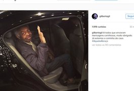 Gilberto Gil recebe alta em SP após uma semana internado