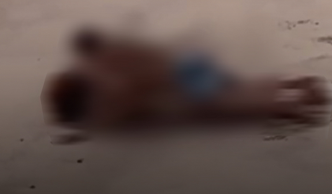 VÍDEO: Casal é flagrado por populares fazendo sexo em praia na Paraíba: 'É amor demais'