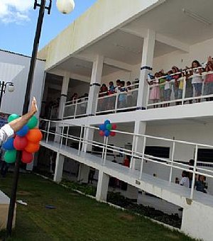 Alagoas conquista Nota 10 em Educação em programa criado na gestão de Luciano Barbosa