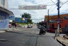 SMTT proíbe descida de veículos em trecho da Rua Sete de Setembro, no Bosque das Arapiracas