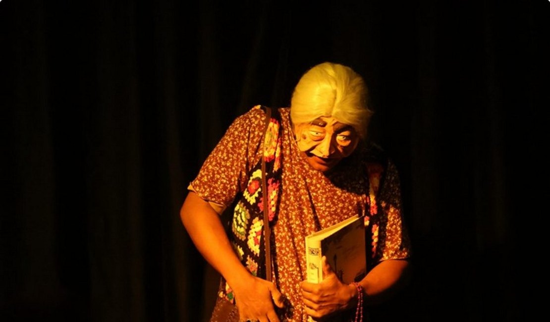Mostra do Sesc apresenta espetáculo teatral 'Cheiro de Vó' na noite desta quinta-feira, em Arapiraca