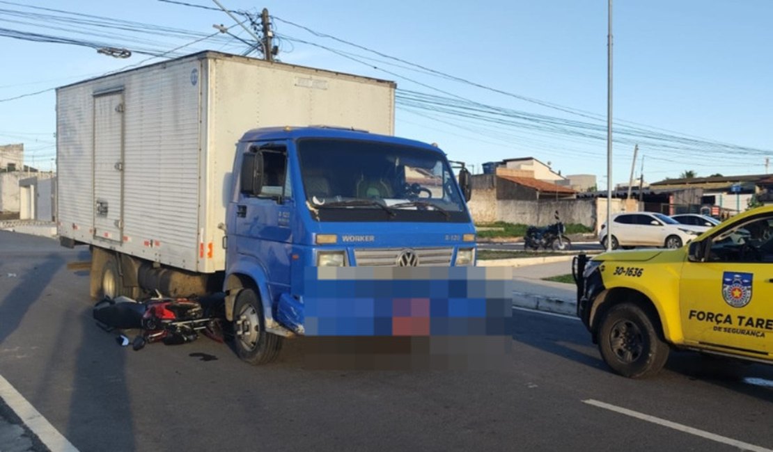 Motociclista é socorrido após colisão na Marginal do Riacho Piauí, em Arapiraca