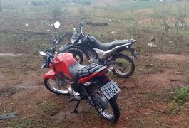 Polícia encontra duas motocicletas roubadas em matagal da zona rural de Arapiraca