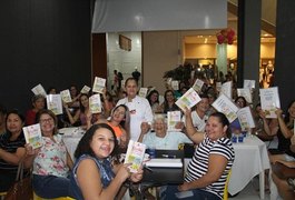 Grupo Coringa promove curso de culinária em homenagem às mães
