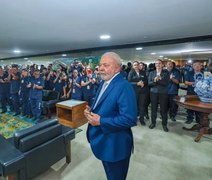 Esposas de ministros do governo Lula assumem cargos com salários de até R$ 37,5 mil