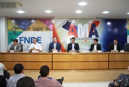 Presidente do FNDE anuncia novos prazos para obras inacabadas de creches