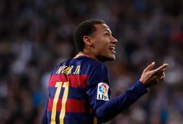 Neymar, Suárez e Iniesta brilham e Barcelona goleia o Real Madrid