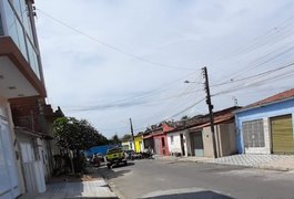 Homem é encontrado morto dentro de carro, em Arapiraca